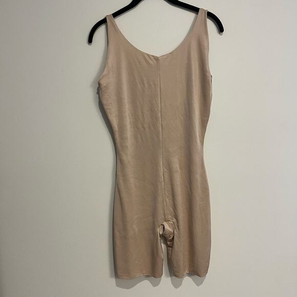 Spanx Bodysuit Power Conceal-Her Mid-Thigh Open Bust Beige Plus Size 1X - Picture 2 of 5